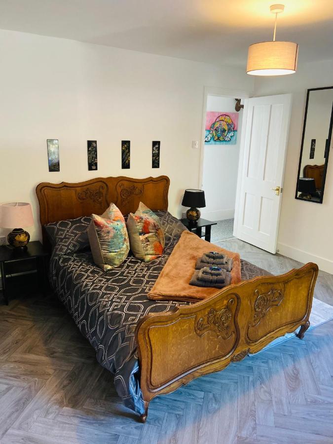 Funky Cozy Cottage With Outside Space Eastbourne Bagian luar foto
